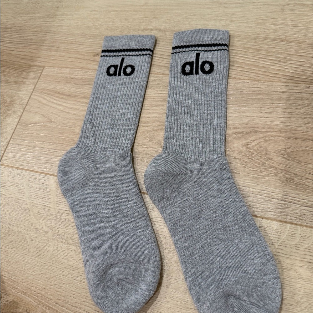 ALO unisex Gray Casual Socks - Picture 2 of 7